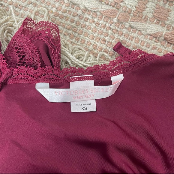VICTORIA'S SECRET Very Sexy Burgundy Lace Babydoll Size XS Valentines - Picture 11 of 15